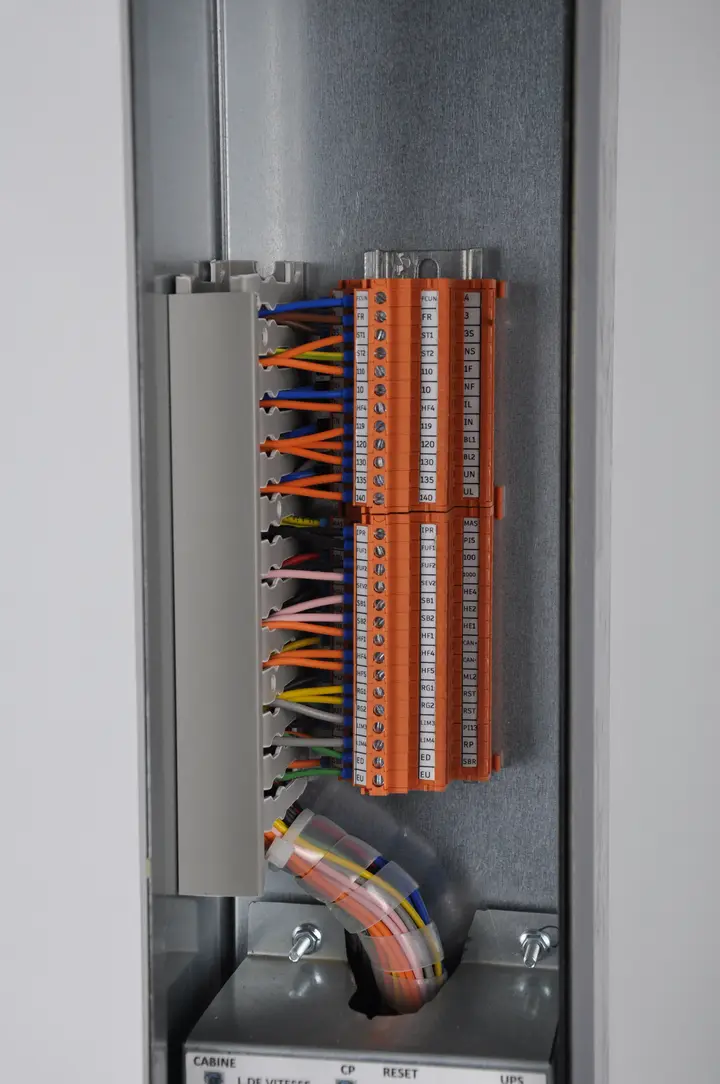 Arcode Slim 120x1900 Door Side Panel